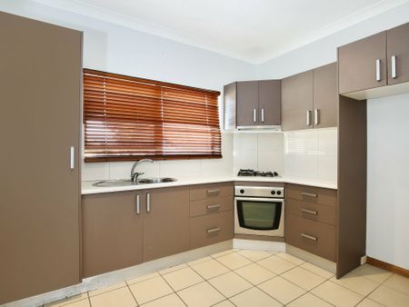 6/62 Corrimal Street, WOLLONGONG - Photo 2