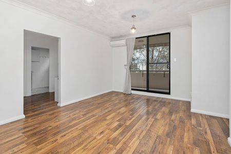 Home For Rent - Photo 4