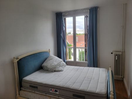 Location Appartement 5 pièces 70m² CHAVILLE 92370 - Photo 4