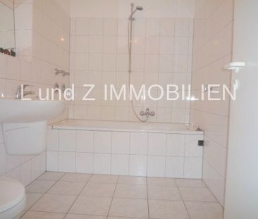 ** Maisonettewohnung mit Balkon** für Singles in gepflegtem Umfeld ! - Photo 4