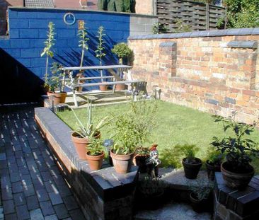 2 bedroom terraced house to rent - Photo 5