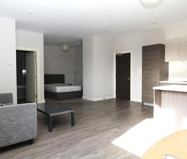 Studio to rent - Photo 3