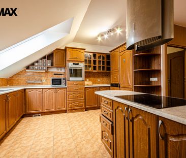 Pronájem bytu 4+kk 143 m², Havlíčkovo náměstí 133, Golčův Jeníkov - Фото 5