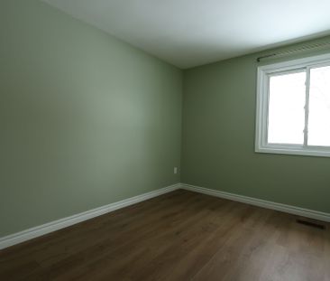 For Lease - 82 Steffler Drive, Guelph, Ontario - Photo 1