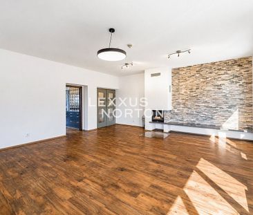 Pronájem bytu 3+1 155 m² - Fotografie 3