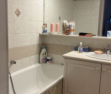 Appartement Saint Raphael 2 pièces 45 m2 - Photo 2