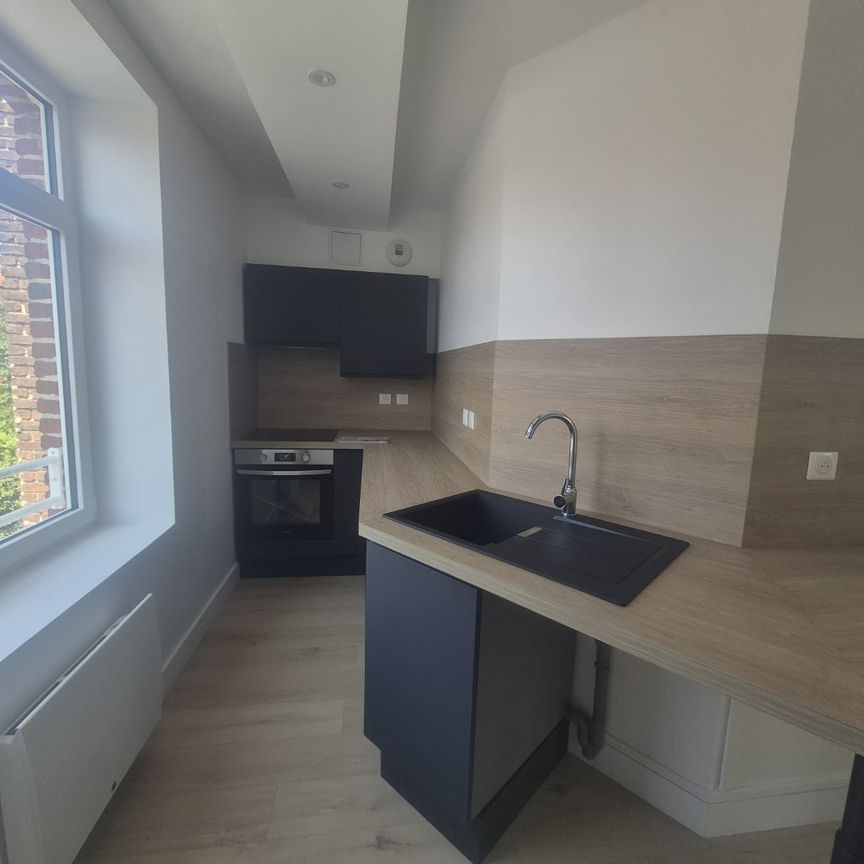 Location Appartement 2 pièces 40m² LILLE 59000 - Photo 1