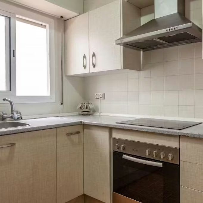 Carrer de Ramon Llull, Valencia, Valencian Community 46021 - Foto 1