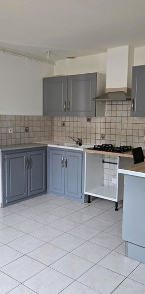 Location appartement 2 pièces, 37.00m², Carmaux - Photo 1