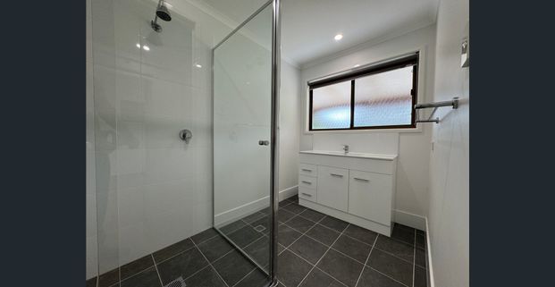 FOR RENT - NEWLY RENOVATED FAMILY HOME - Photo 1