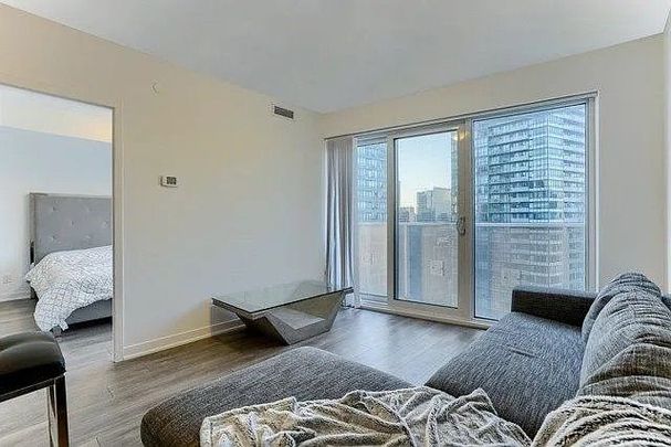 For Lease - 100 Harbour Street Unit# 4403, Toronto, Ontario - Photo 1
