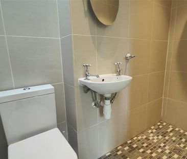 Noahs Ark, Kemsing, Sevenoaks, Kent, TN15 - Photo 1