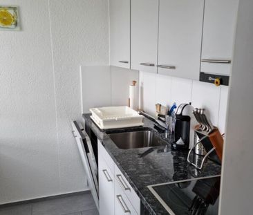 Charmante 2- Zimmer Wohnung wartet auf Sie. - Photo 1