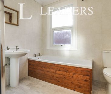 4 bedroom apartment to rent Albert Walk, Felixstowe, IP11 - Photo 2