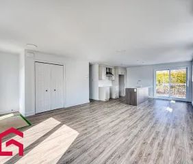 1 room apartment of 96m² in Saint-Jérôme - Photo 2