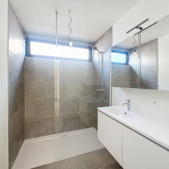 Appartement te huur - Photo 1