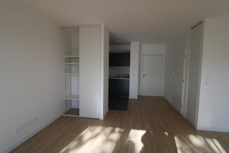 Location Appartement 1 pièce 34m² ST HERBLAIN 44800 - Photo 5