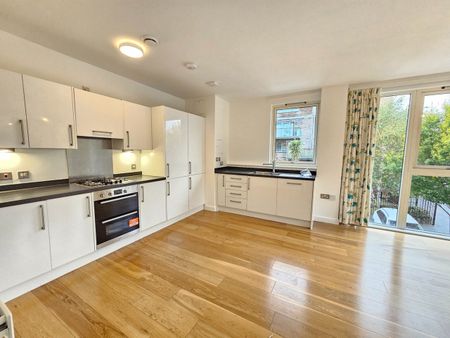 2 Bed Flat, Saw Mill Way, N16 - Photo 4
