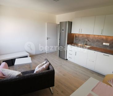 Pronájem bytu 2+kk • 42 m² bez realitkyKrupská, Praha - Strašnice - Photo 2