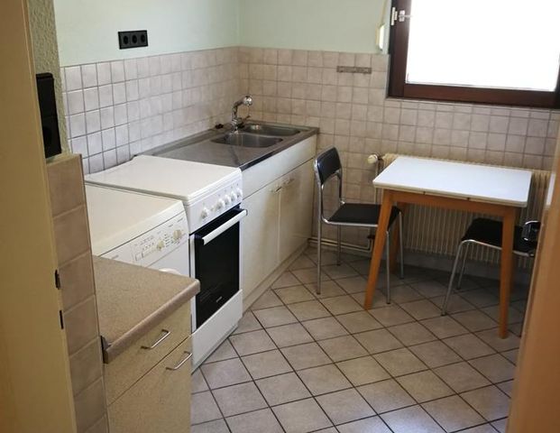 1 Zimmer in 3-er Studenten WG – in schöner und heller 3 Zimmer-DG - Foto 1