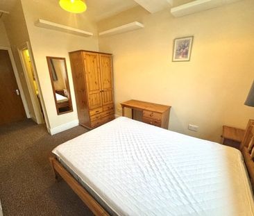 32, Garton Road, Southampton - Photo 2