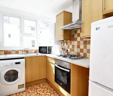 Napier Terrace, Flat 3, Plymouth - Photo 1