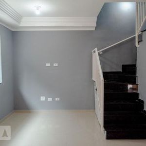 Casa de condomínio para alugar com 90m², 3 quartos e 2 vagas - Photo 1