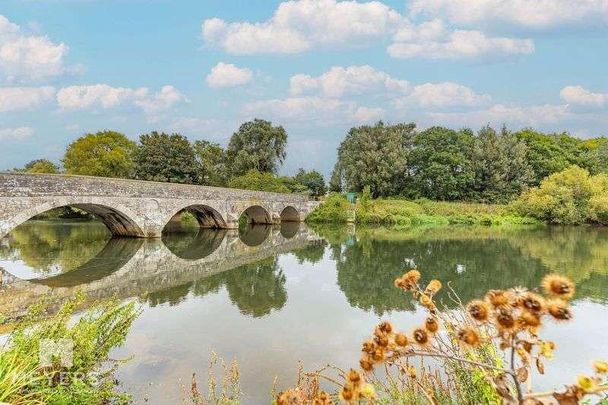 Water Lane, Iford, BH6 - Photo 1