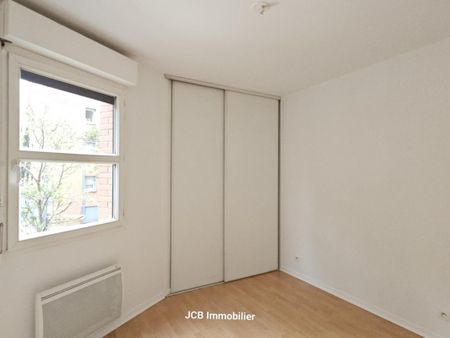 Location Appartement 4 pièces 98m² TOULOUSE 31500 - Photo 2