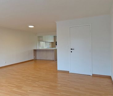 Instapklaar vernieuwd APPARTEMENT (2de verdieping) met 2 slaapkamers - Photo 5
