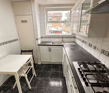 Room in a Shared House, London, E15 - Photo 5