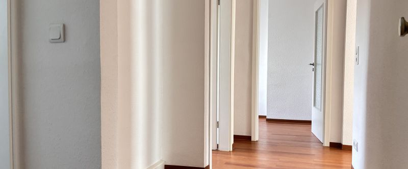 3-Raum-Wohnung im Erdgeschoss mit Dusche - Foto 1