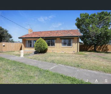 1/5 Manning Street, Altona, Vic 3018 - Photo 1