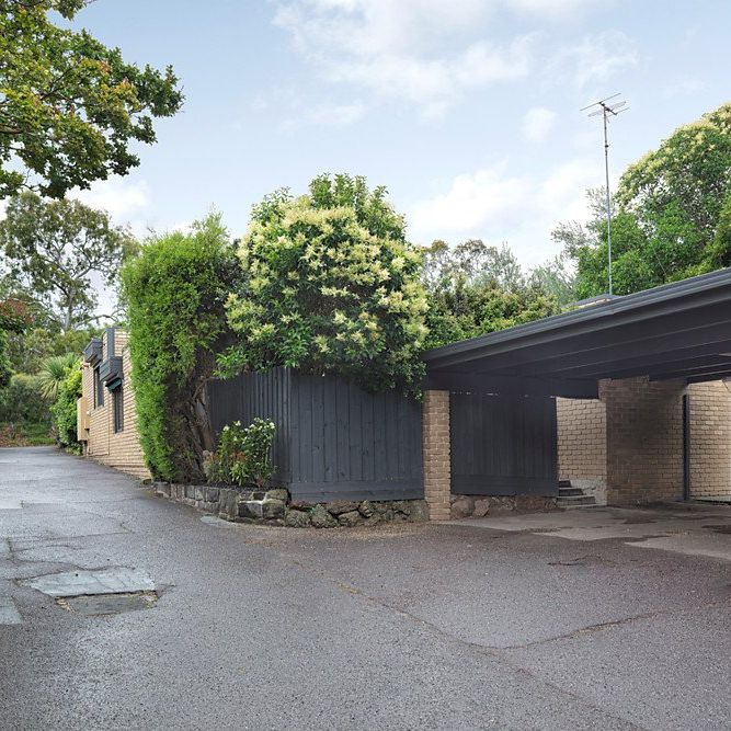 2/23 Asquith Street, Kew VIC 3101 - Photo 1
