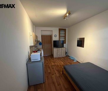 Pronájem bytu 1+kk 24 m² - Photo 1