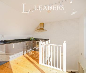 3 bedroom terraced house to rent - Photo 4