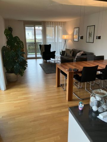 5.5 Zimmer, 121 m², 1. Stock - Photo 2