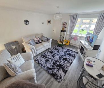 2 bedroom semi-detached house to rent - Photo 2