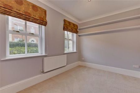 Ellesmere Place, WALTON-ON-THAMES, KT12 - Photo 5