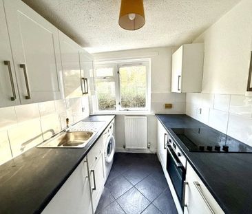 Elphinstone Crescent, Glasgow, G75 - Photo 2