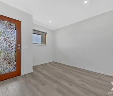 Modern 3-Bedroom Family Home in Prime Willandra Estate Location - Photo 6