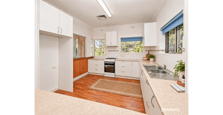 Versatile Family Home in a Prime Balwyn High School Zone - Photo 5