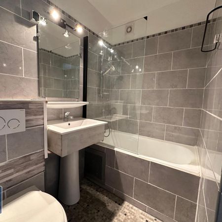 Location Appartement 1 pièce 32m² CAMBRAI 59400 - Photo 3