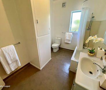 Charming Character in Cheltenham! - Photo 4