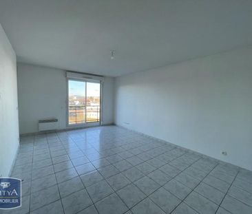 Location Appartement 2 pièces 46m² ALENCON 61000 - Photo 2
