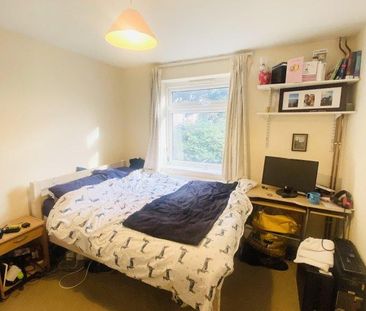 4 bedroom house share to rent - Photo 3