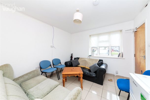 6 bedroom semi-detached house to rent - Photo 1