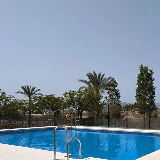 Alquiler de piso en Calle María Barrientos - Photo 1