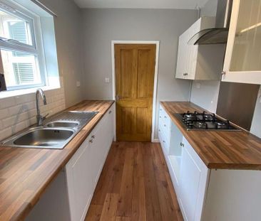 2 bedroom terraced house to rent - Photo 1