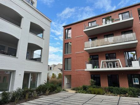 Prachtig en centraal gelegen luxe-appartement met 3 slaapkamers en 2 terrassen! - Foto 2